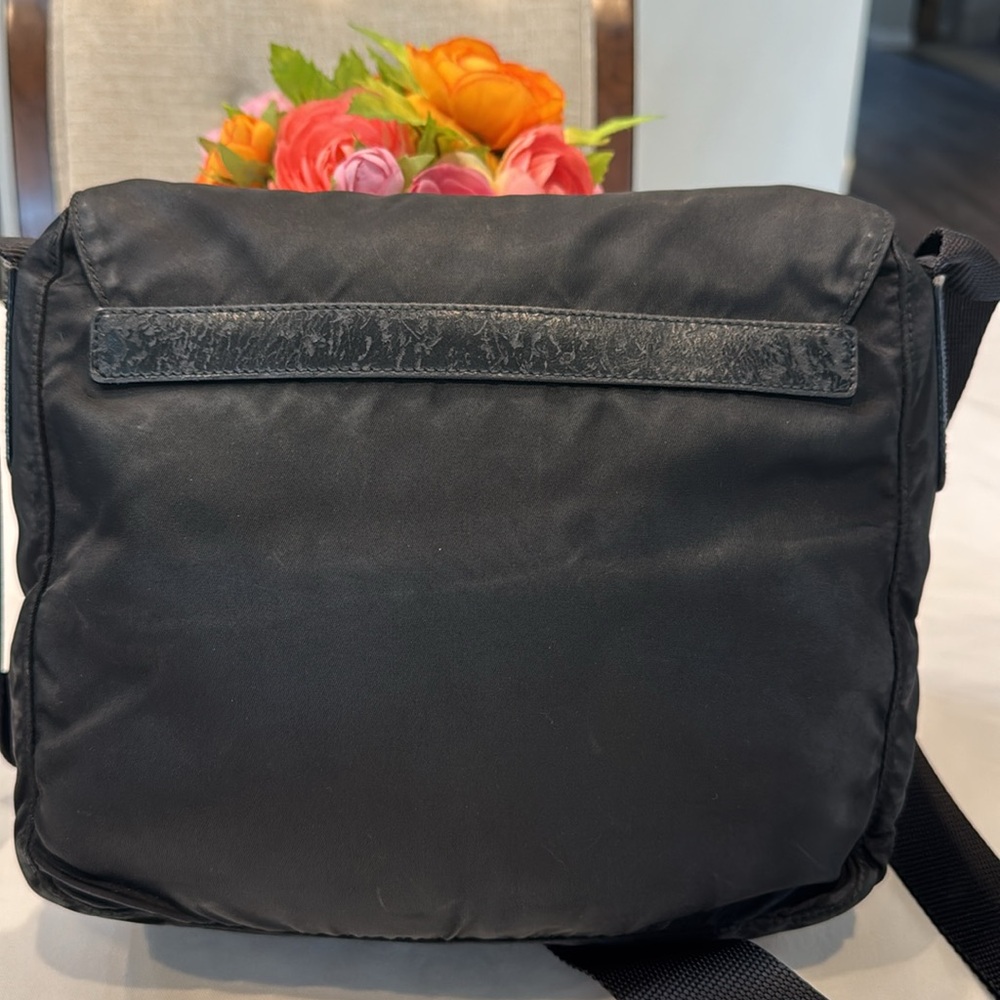 Authentic Prada Black Crossbody bag with authenticity card - Picture 3 of 16